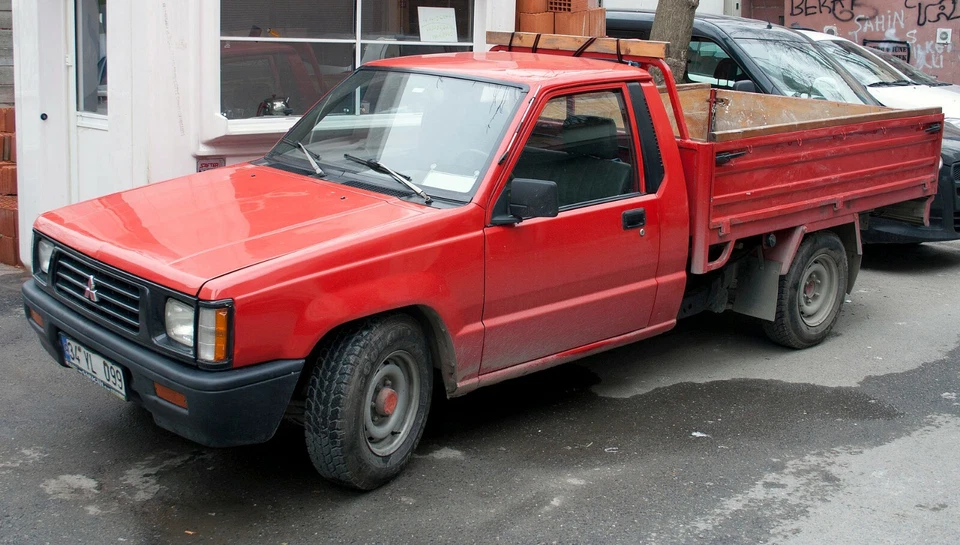 Camión Mitsubishi Strada Mighty Max Dodge Ram 50 PUERTAS GOMA TIRA DE CLIMA SELLO Foto 2 de 4