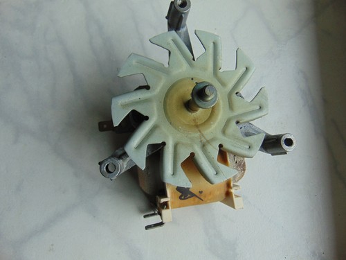 Nr 22 Lüfter Gebläse Lüftermotor für Indesit Ariston Ofen Einbauherd