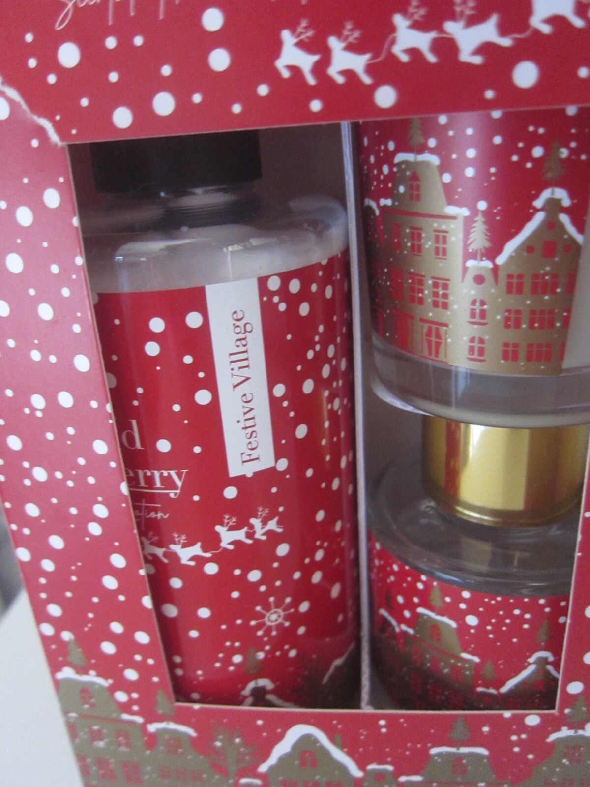 WAX LYRICAL FESTIVE VILLAGE SET OF REED DIFFUSER,CANDLE & HAND CREAM
