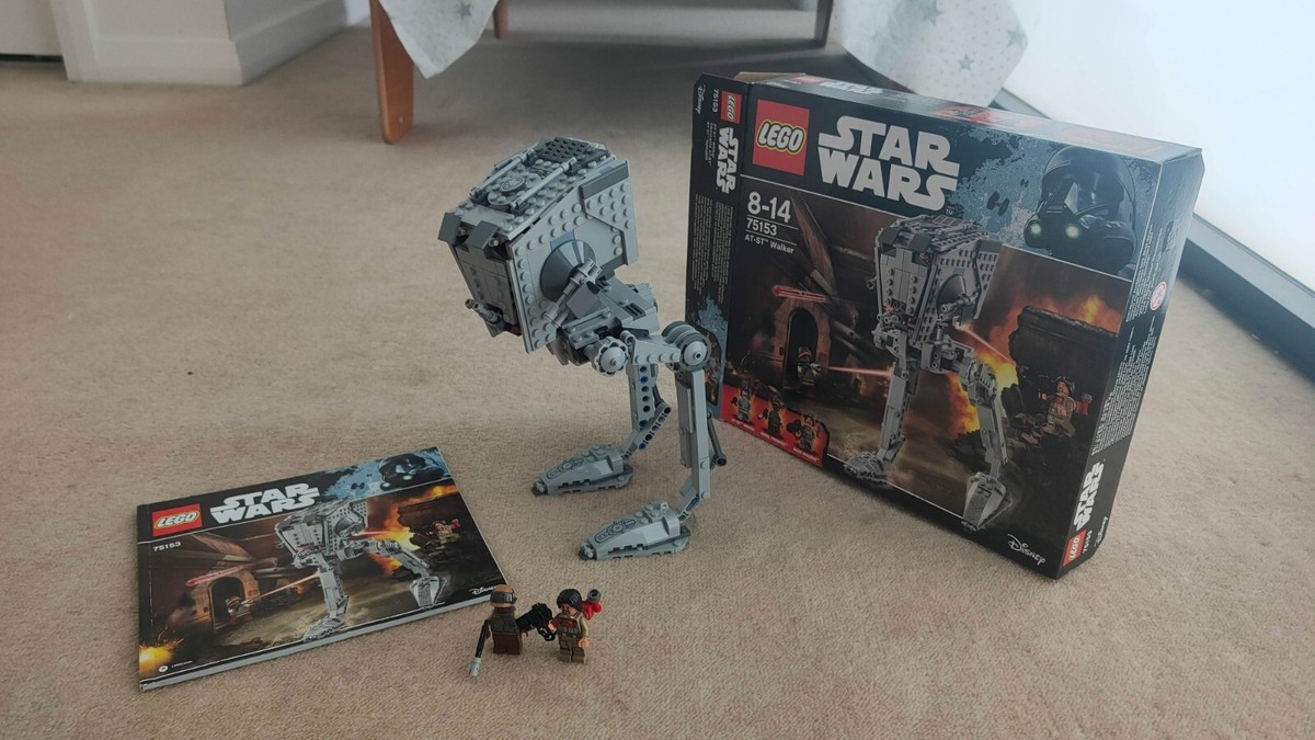 LEGO Star Wars: AT-ST Walker (75153) 673419248587