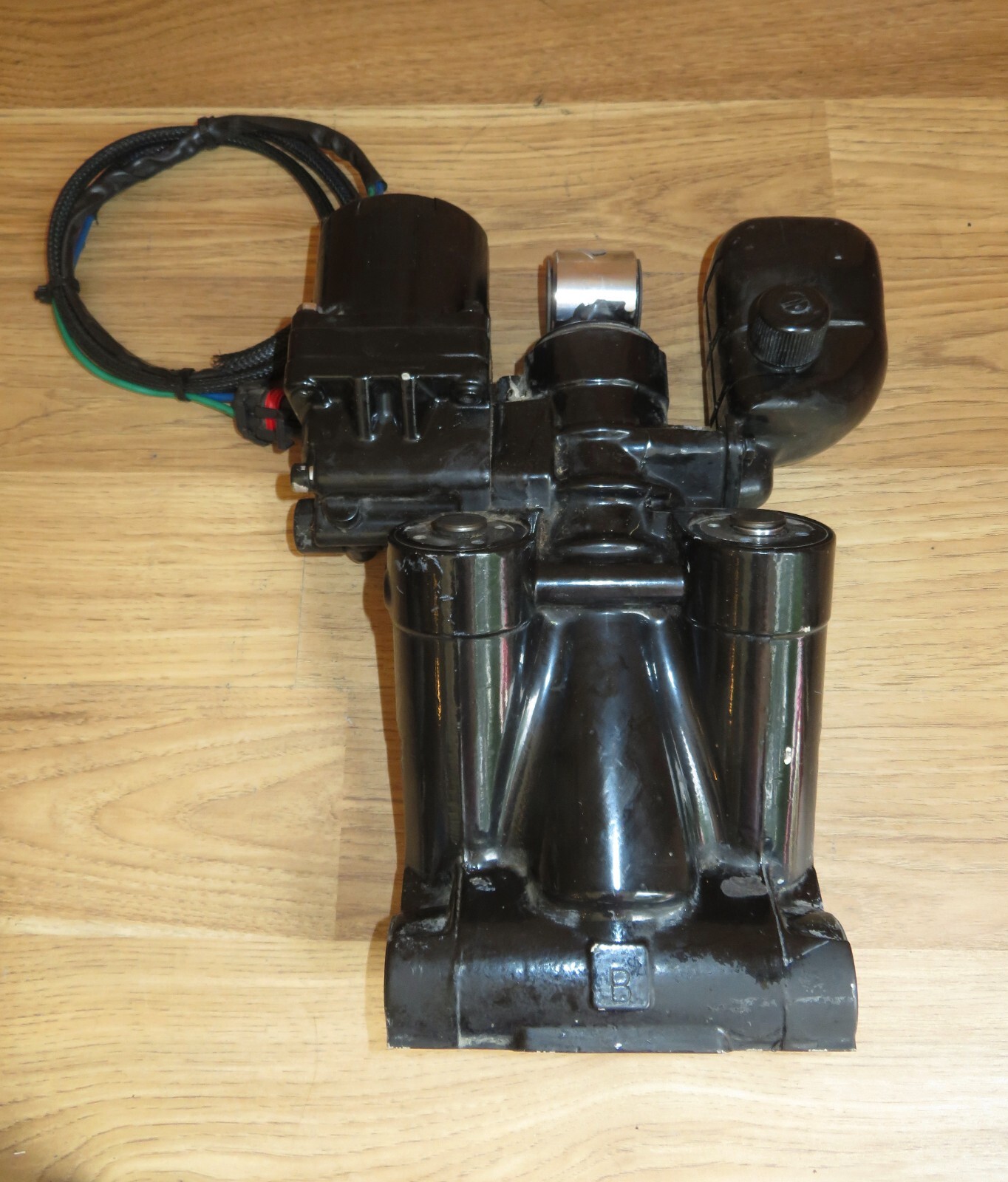 135 150 175 200 hp Evinrude ETEC Hydraulic Power Trim Tilt 5005113 eBay