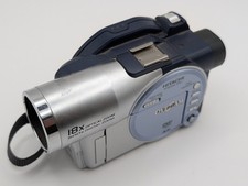Hitachi DZ-MV550A DVD Camcorder 18x Zoom Untested Parts Repair