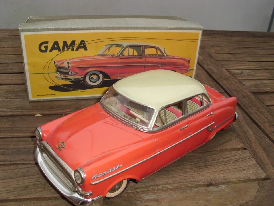 Gama 400 Opel Kapitän 1956 orangerose Schwungrad fast unbespielt in (Repro) OVP