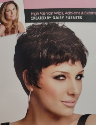 NOW LUXHAIR Strong & Sassy Wig LIGHT ASH BROWN Daisy Fuentes Hair NEW FREE SHIP