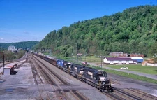 NS 3346 SD40-2 @ EAST CONEMAUGH, PA_MAY 2008_ ORIGINAL TRAIN SLIDE