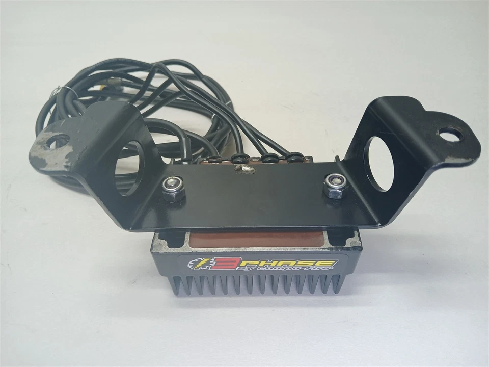 Harley-Davidson CVO 2004 Electra Glide regulador de voltaje Compu-Fire 40 AMP 55402 Foto 3 de 4