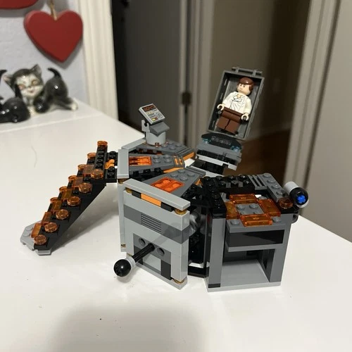 MISSING 2 MINIFIGS Lego 75137 Carbon-freezing Chamber NO Box Or Instructions