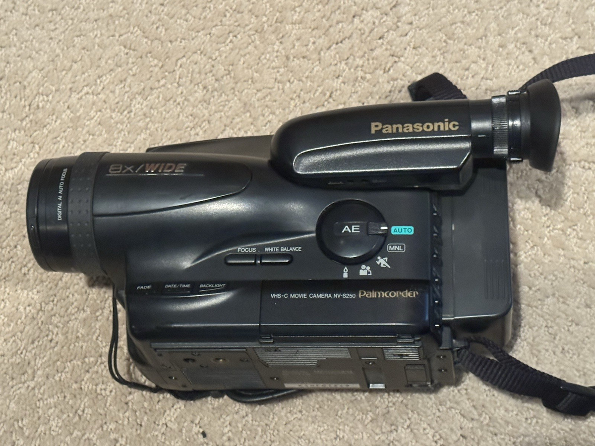 Panasonic movie camera VHS-C 8X-wide NV S250 | eBay