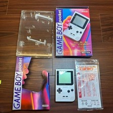 Console Nintendo Game Boy Pocket Silver + 4 jeux (Kirby, Mario's