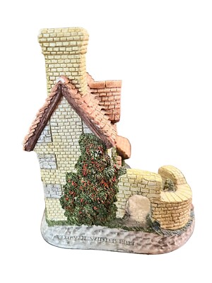 David Winter Triple Oast, Suffolk House, St. Anne's Well Village