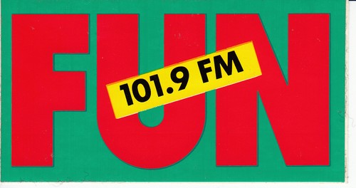ancien autocollant FUN RADIO vintage sticker