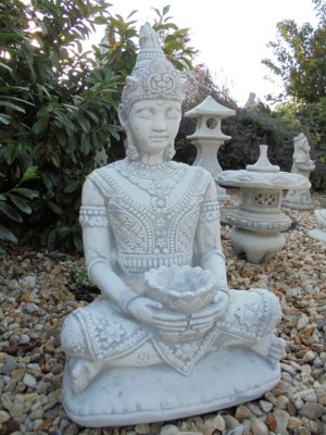 Steinfigur ''Buddha'' Tempelwächter Gartendekoration Steinguss Statue Gartenfigur