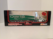 Quaker State NASCAR Racing Brett Bodine Racing Team Transporter 1:64 1991