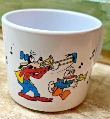 VTG 1985 Disney Child s Melamine Cup Pluto, Goofy & Donald Musical Instruments