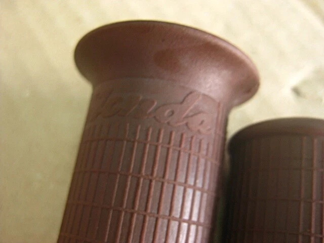Handle grip L/R Fit Honda Benly Dream CS92 C92 C95 CA95 C72 CA72 C77 brown JAPAN - Imagem 4 de 4