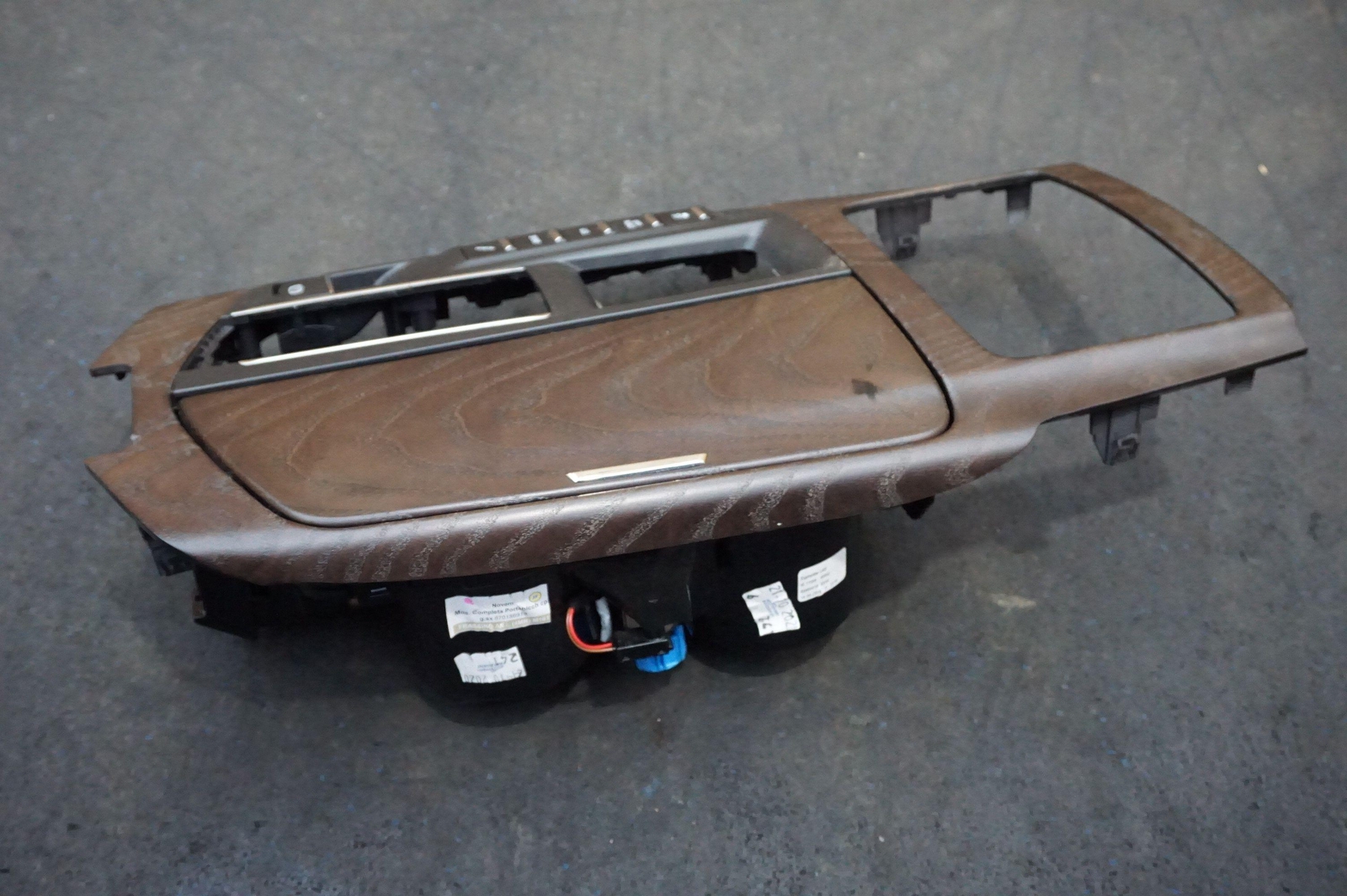 Center Console Cupholder Bezel Trim Panel Wood OEM 673005401 Maserati Levante