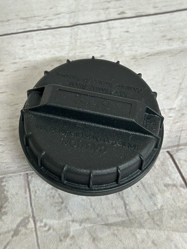 Fuel Tank Cap-GAS Stant 10819 new old stock-Opened damaged box - Picture 4 of 8