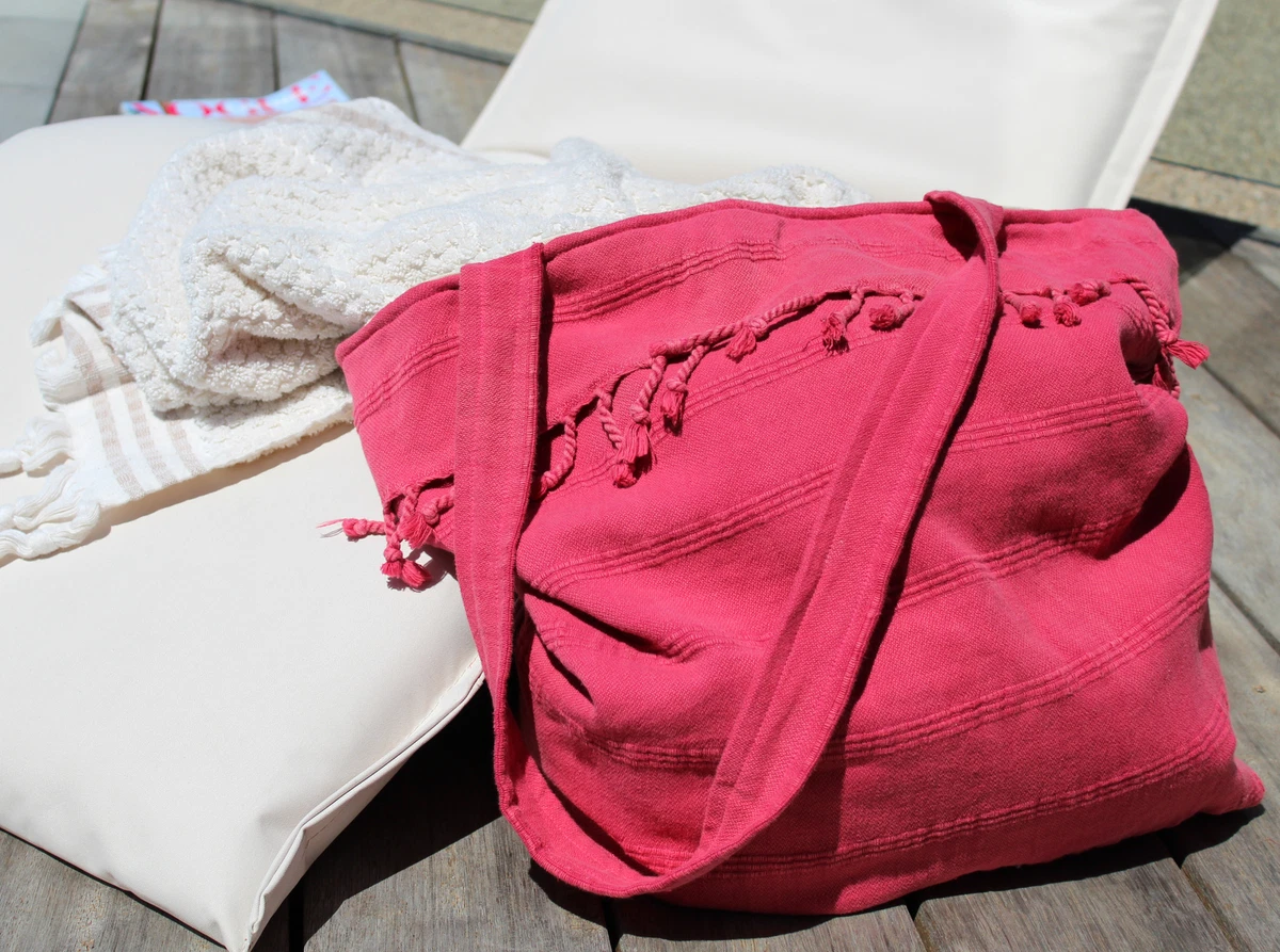NEW Accessorize Bedroom Collection Adore Fuschia Beach Bag eBay