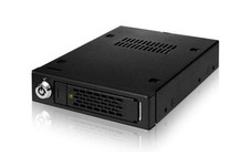 ICY DOCK 2.5" U.2 NVMe SSD PCIe 3.0/4.0 Mobile Rack for External 3.5" Drive B...
