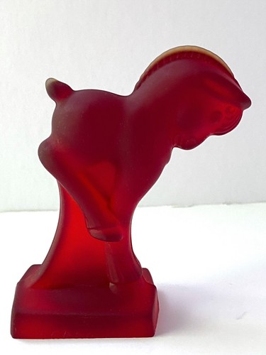 Heisey/Dalzell Viking Animal Figure RUBY RED SATIN #1527 KICKING COLT PONY 1989 - Picture 3 of 11