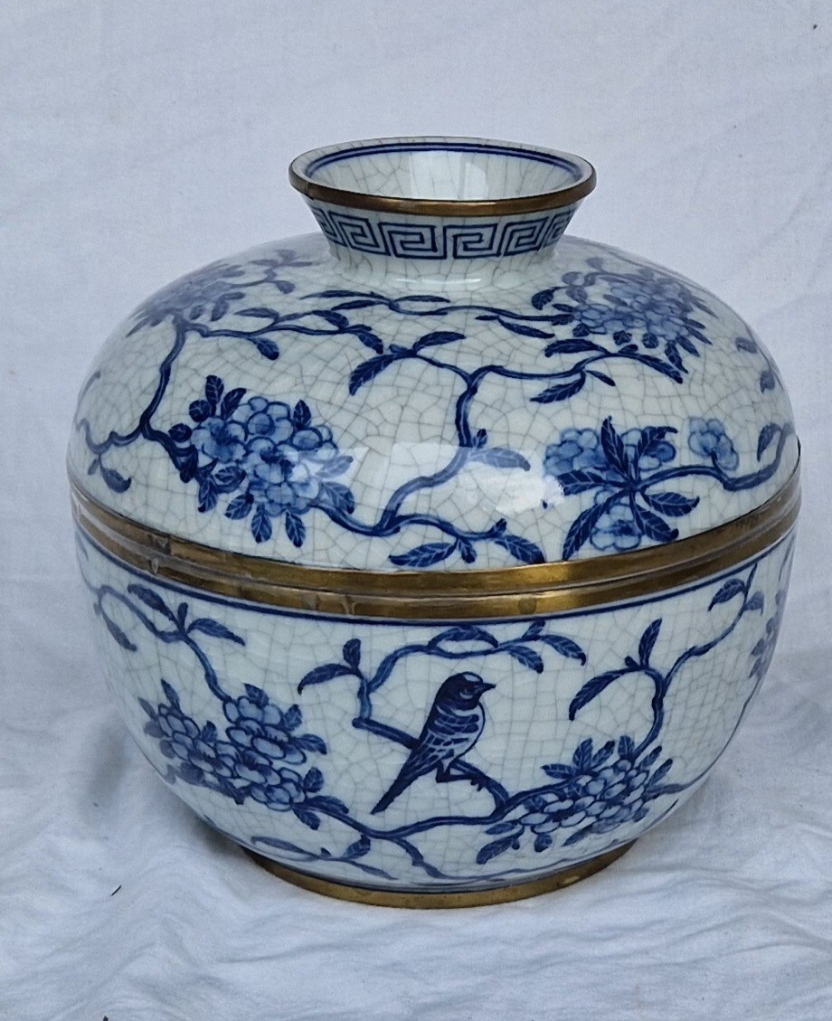 Antique Chinese Porcelain Shunzhi Emperor Pair Blue White Lidded
