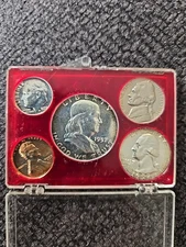 1957-P  U S MINT Silver  Uncirculated Coin Set In Holder