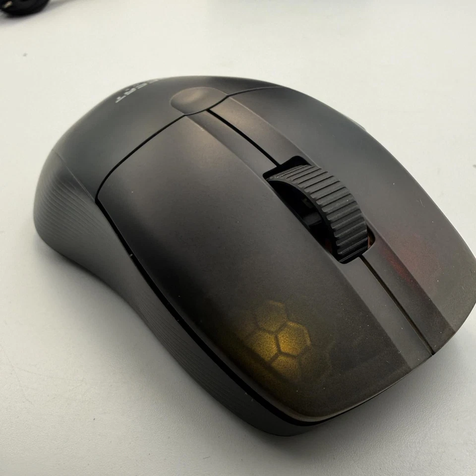 ROCCAT Kone Pro Air Gaming PC Wireless Mouse, Bluetooth (NO DONGLE) - Image 4 of 4