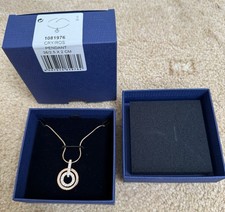 BNIB Swarovski Rose Gold Circle Pendant With Chain (108976)