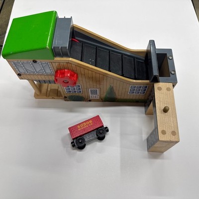 Thomas & Friends Wooden Railway Train SODOR MINING COAL STATION Conveyor & car