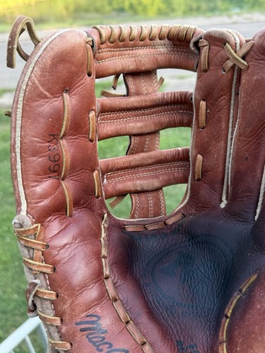 Guanto da baseball K3997 MacGregor lancio destrorso pieno fiore Steerhide 12,5-13 pollici - Foto 5 di 11