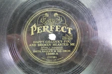 Smith Ballew & Orch. - PERFECT 15500 - Happy-Go-Lucky You and Broken Hearted Me