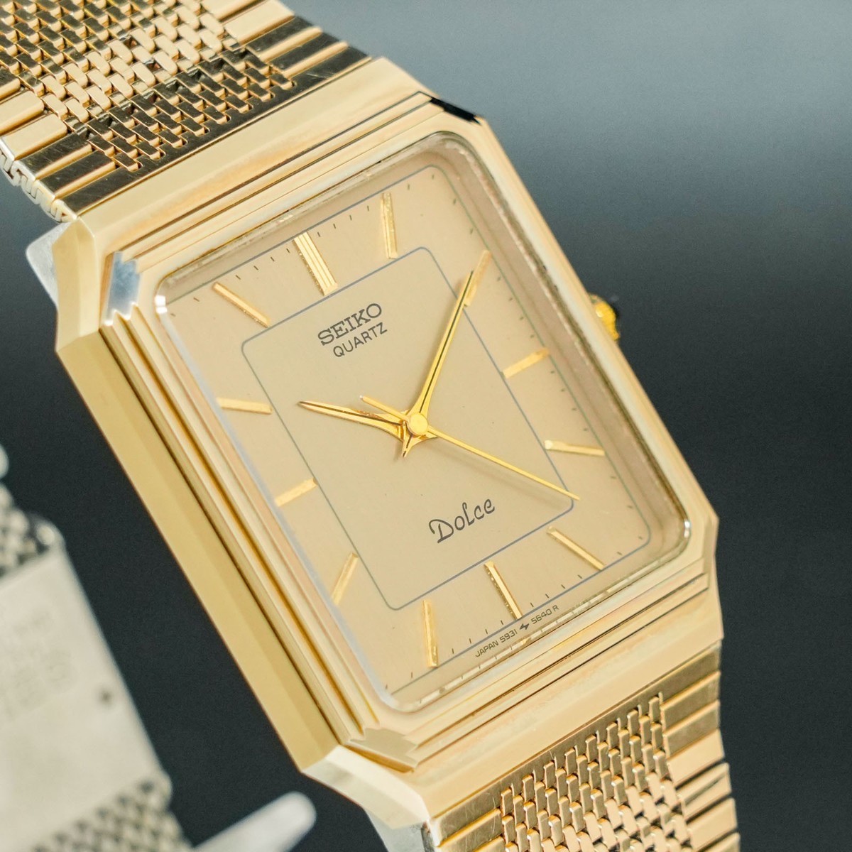 Vintage 1982 [N-MINT] SEIKO Dolce 5931-5490 Gold Square Gold Tank
