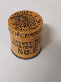 Early 1900s Hercules Blasting Caps No. 6 Empty Tin Wilmington Delaware