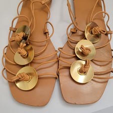 TORY BURCH Leather Artisanal Knot Flat Sandals Gold Disk Strappy Gladiator 10.5M