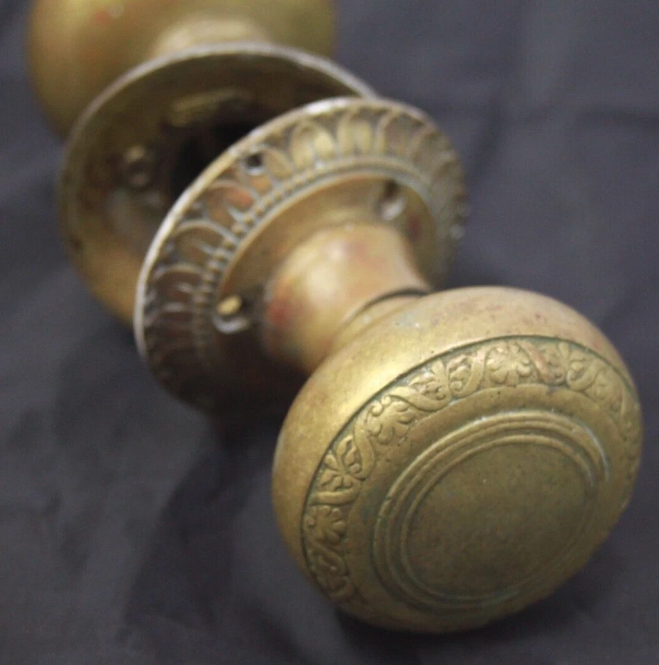 Yale & Towne Brass Concentric Flower Door Knob Set #1 - Image 3 of 4