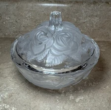 Studio Nova Dish W/Lid Etched Glass Frosted Roses & Leaves 5.5" Alter Herb Dish