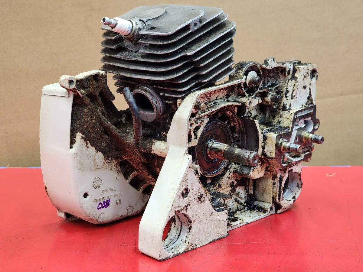 STIHL 038 VINTAGE COLLECTOR CHAINSAW ENGINE COMPLETE SOFT STIHL 038 VINTAGE COLLECTOR CHAINSAW ENGINE COMPLETE SOFT
