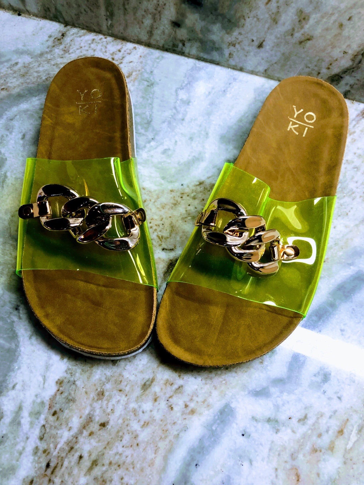 PANTOFOLA D’ORO Ship N 24 Hours. New Yoki Transparent Yellow Strap Chain Band Slippers Size 9.