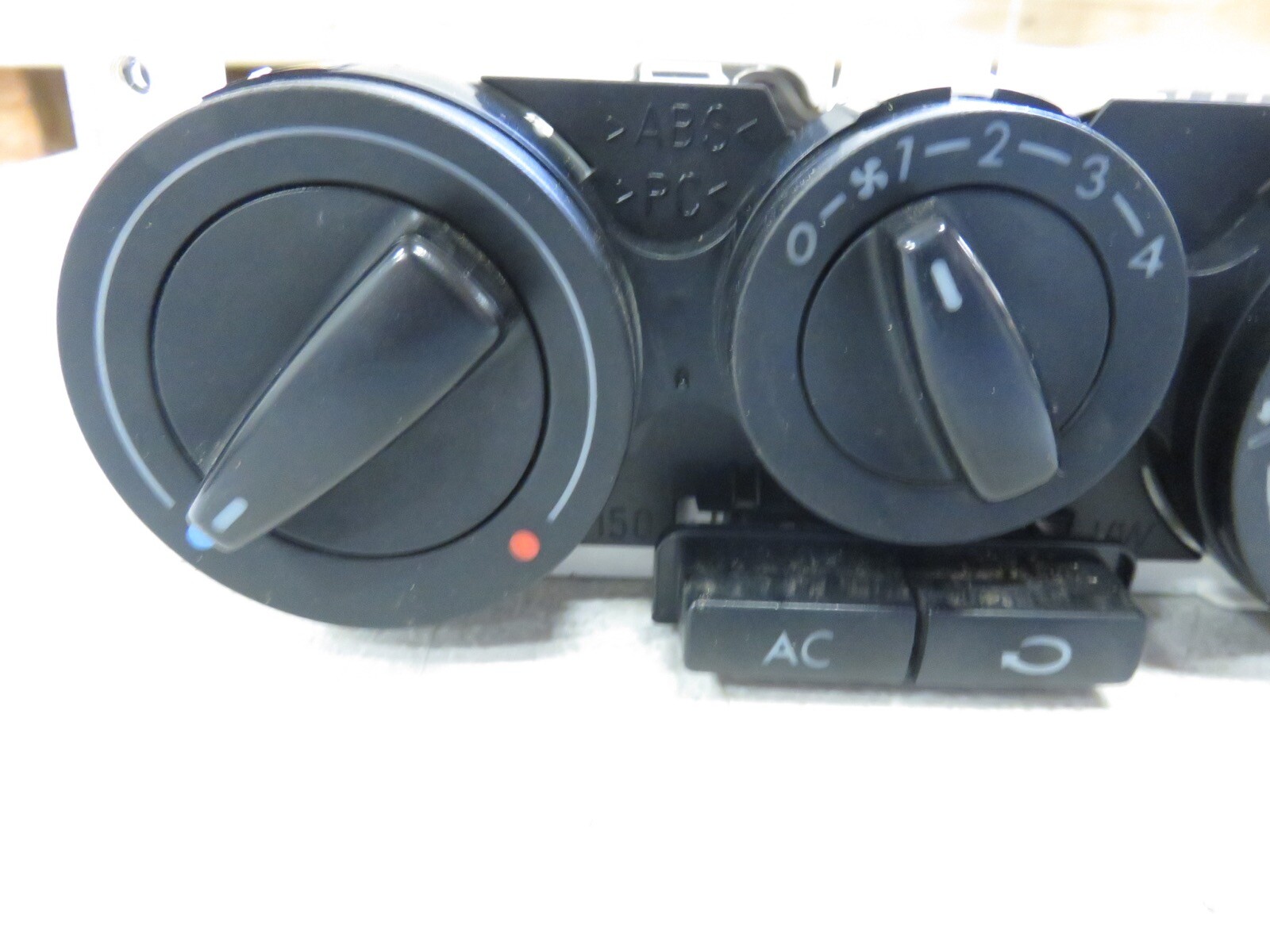 19992005 VW Volkswagen MK4 Jetta Golf Climate Control Panel Dial