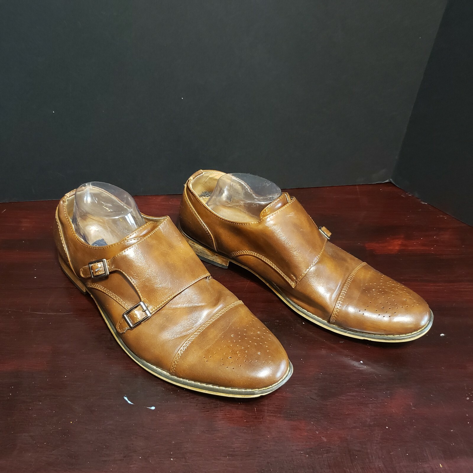 SAOLA Scarpe eleganti da uomo Joseph Abboud British Cognac Tan Monk Strap punta alare. Taglia 12 M