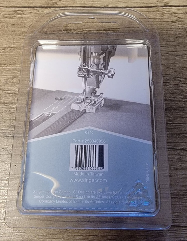 Singer C240 Invisible Zipper Foot New 250040996 eBay