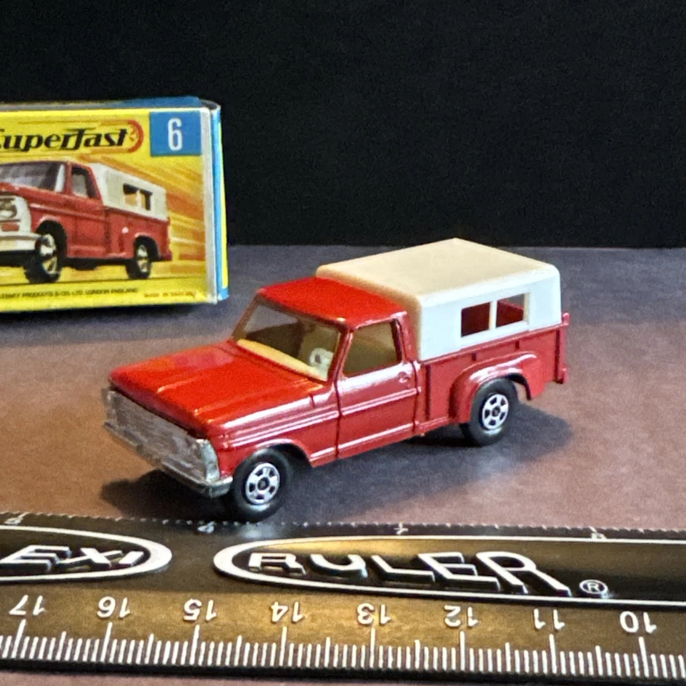 Matchbox Lesney Superfast MB6 Chrome Grille Ford Pick-Up Truck w/G Box - Image 2 of 4