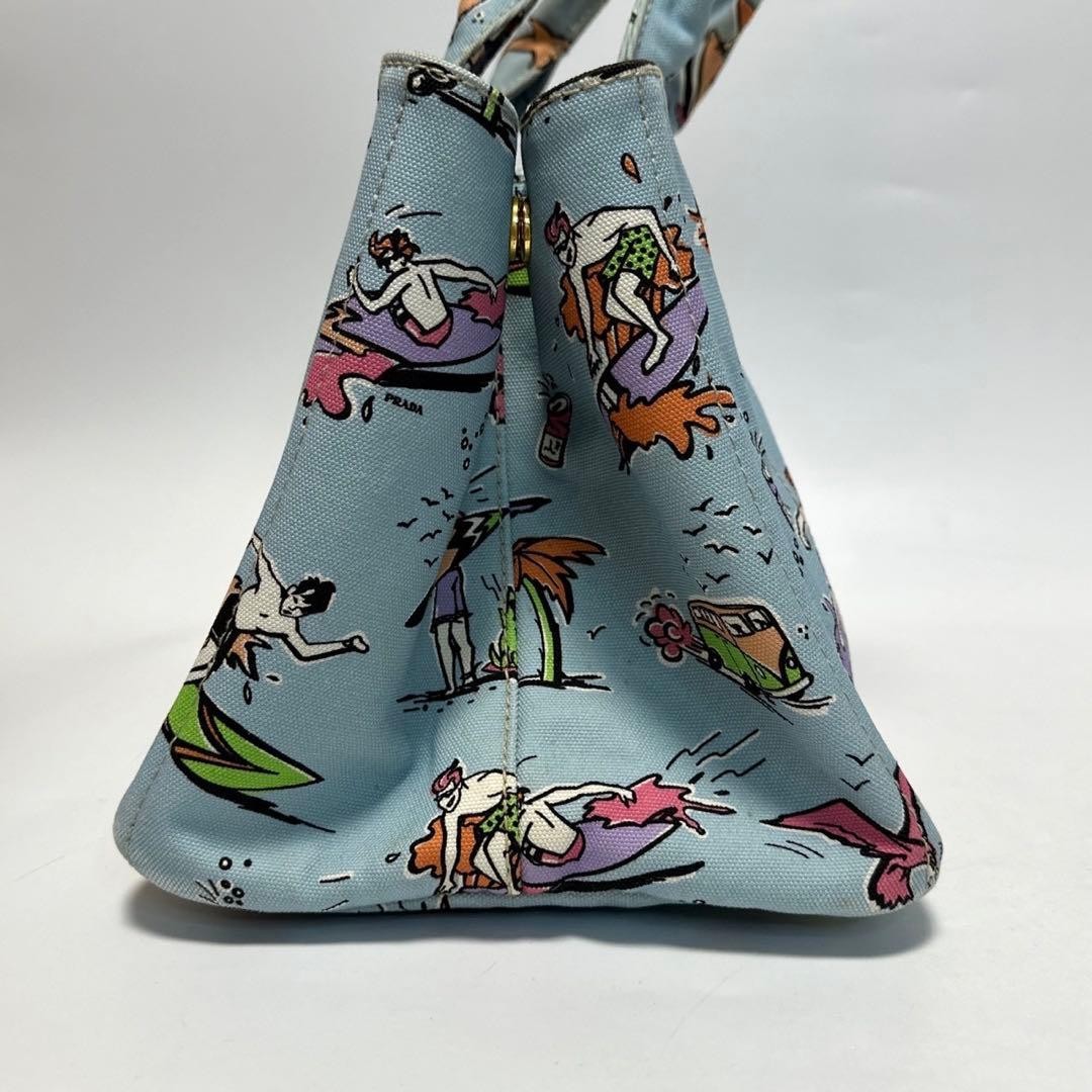 o40 Excellent condition PRADA triangular logo all… - image 5