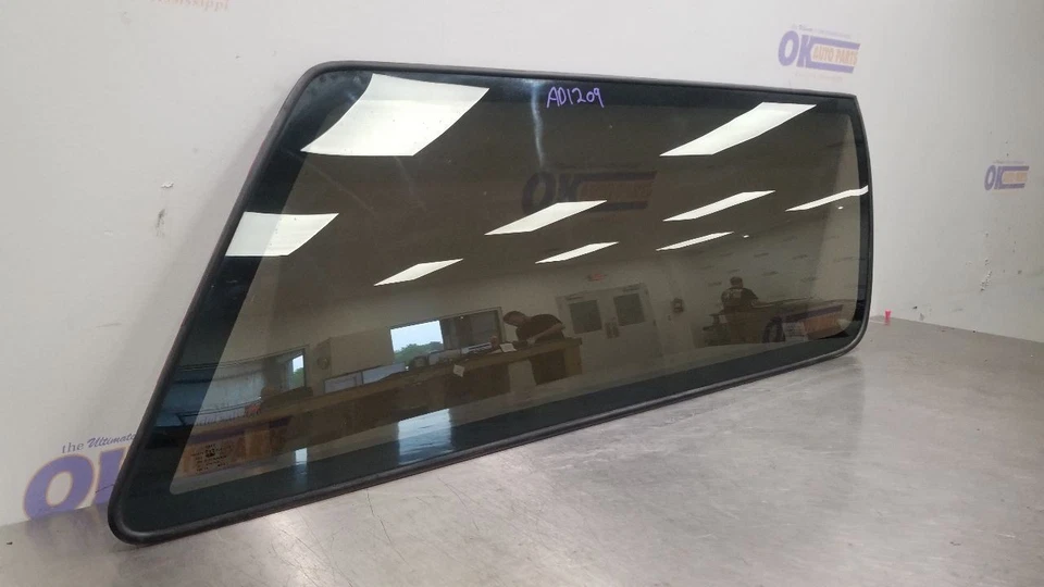 93 GMC TYPHOON QUARTER GLASS WINDOW REAR RIGHT PASSENGER Foto 4 de 4