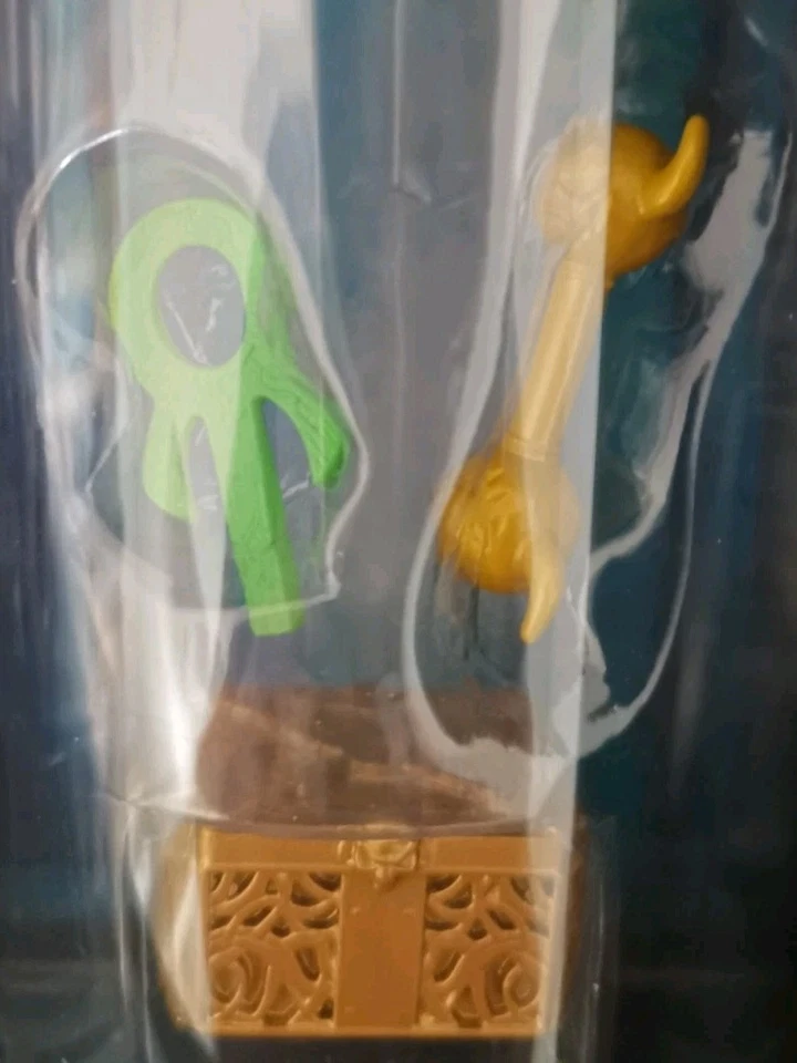 Marvel Legends Collectors Vault Special Edition 5 Figures + Items, NEW/NEW! - Image 4 of 4