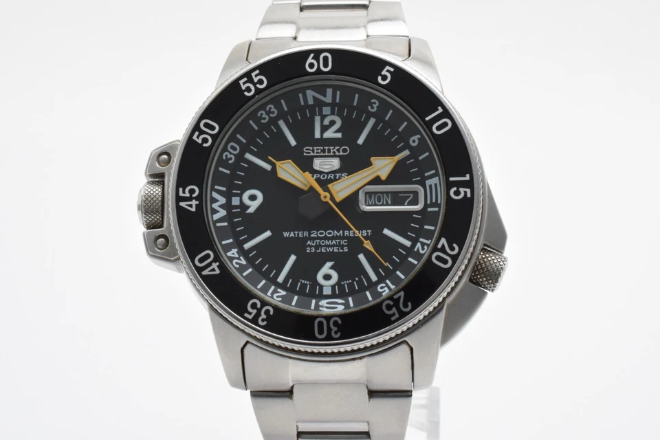 ▶️[EXC+5] Seiko 5 Sports Land Shark Atlas 2002 SKZ211 7S36-01E0 para hombre de Japón Foto 4 de 4