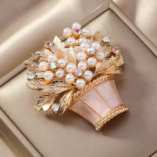 Adalet Lace Brooch Pin - Picture 3 of 6