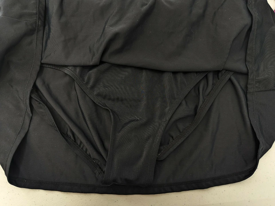 Falda de baño South Point para mujer 20W negra  Foto 3 de 4