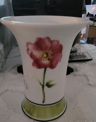 Vintage VILLEROY & BOCH mały biały porcelanowy wazon kwiatowy #1748  - Zdjęcie 1 z 3