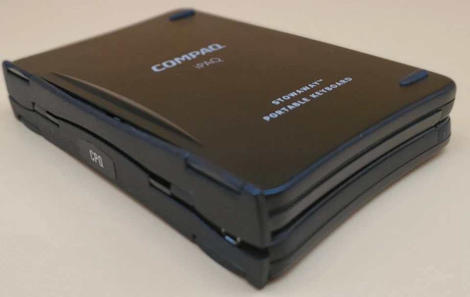 Targus Compaq Ipaq Stowaway Portable Keyboard PA 840 - Image 3 of 4